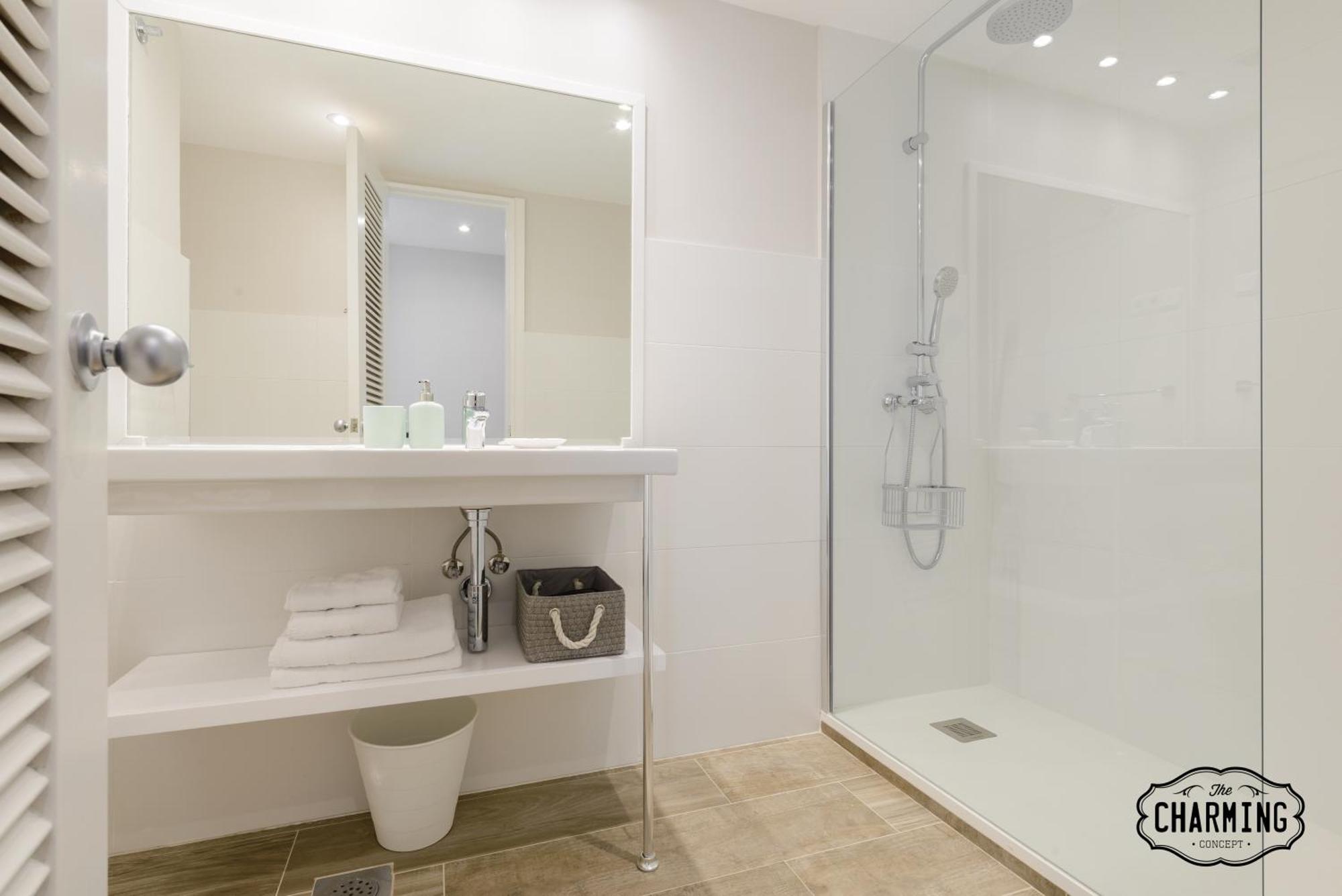Apartament Charming Eurobuilding 2 Terrace Exclusive - Plaza De Parking Madryt Zewnętrze zdjęcie